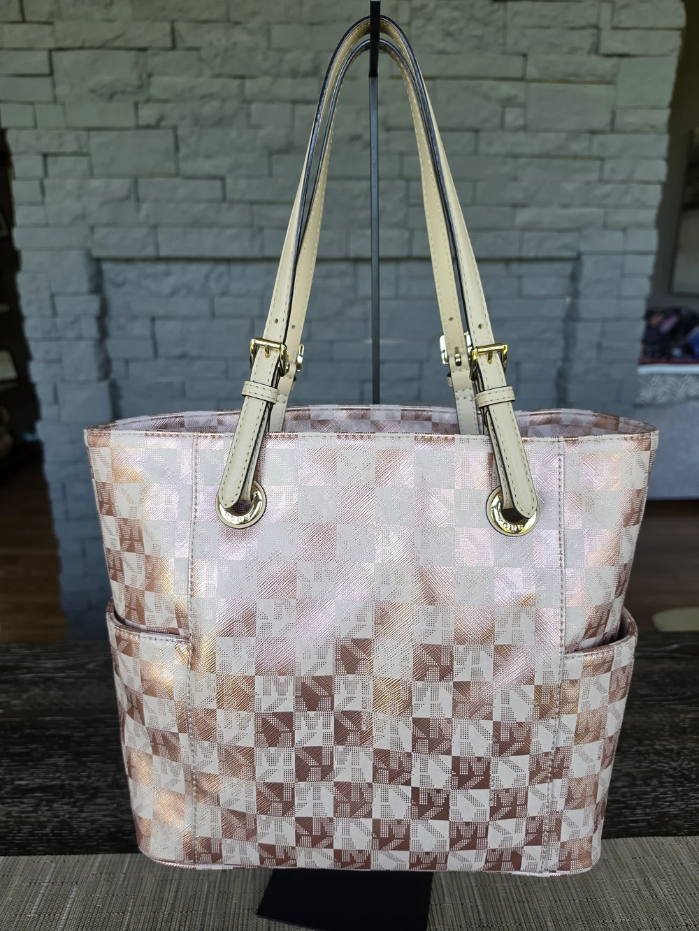 Michael Kors Rose Metallic Signature Checkered Tote Bag with Gold MK Charm - Picture 2 of 5
